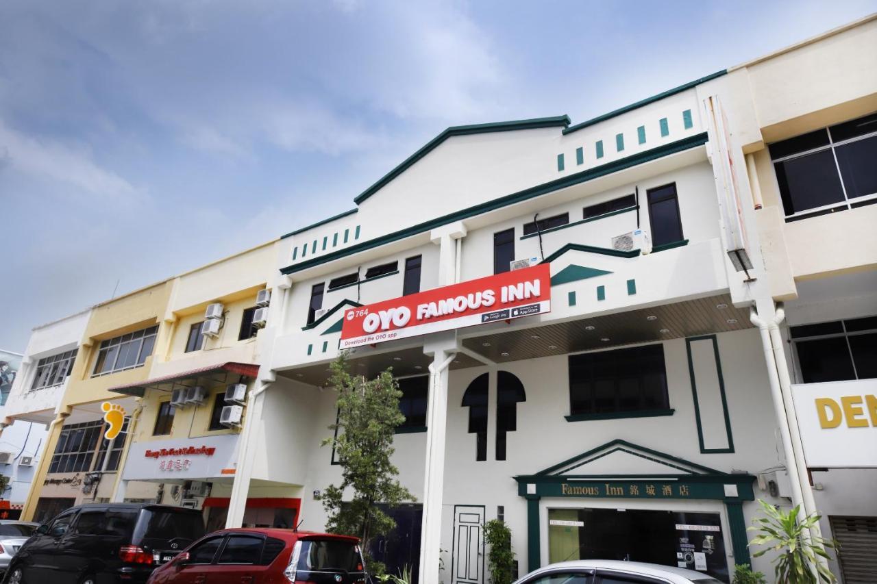Oyo 764 Hotel Famous Inn Malakka Dış mekan fotoğraf