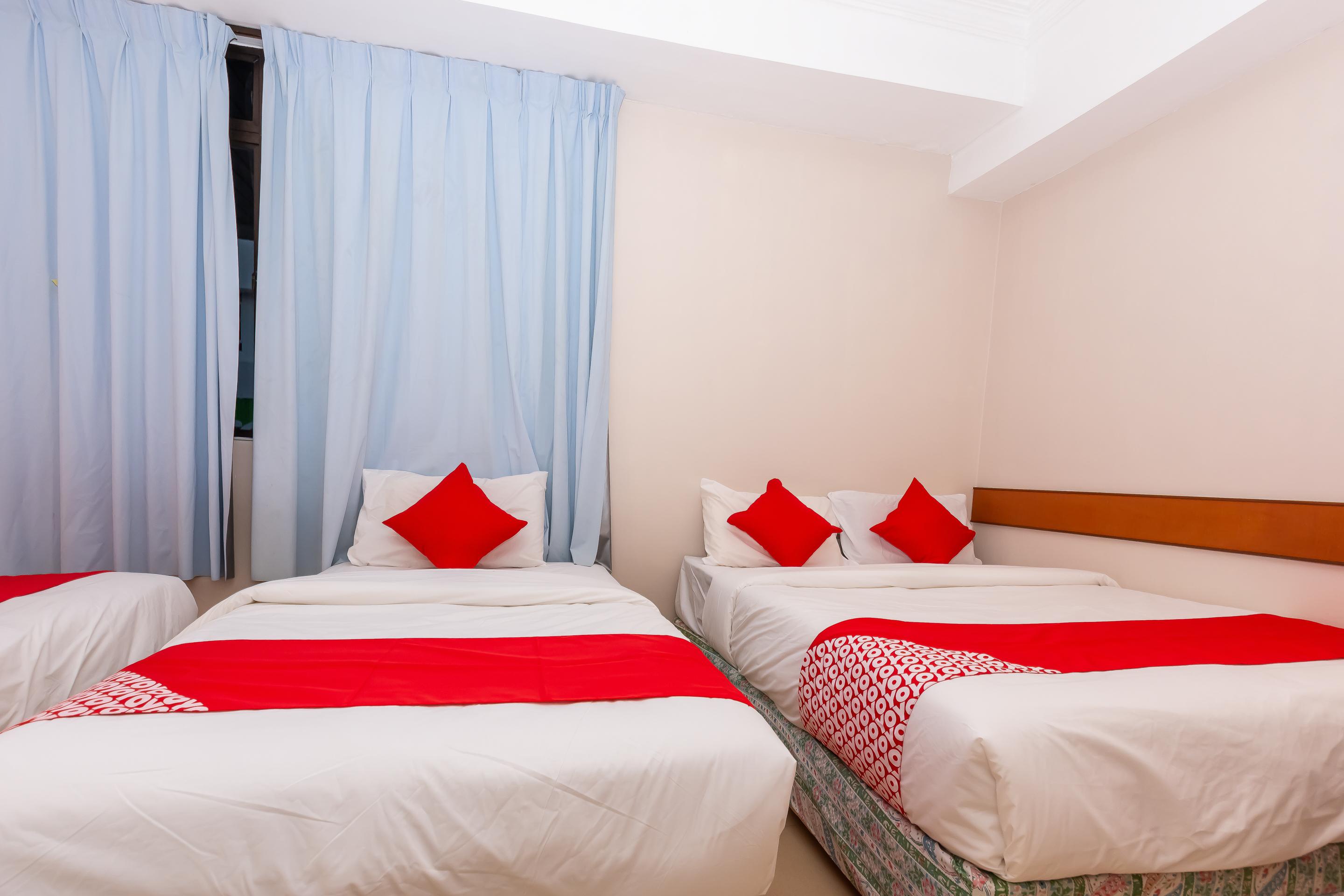 Oyo 764 Hotel Famous Inn Malakka Dış mekan fotoğraf