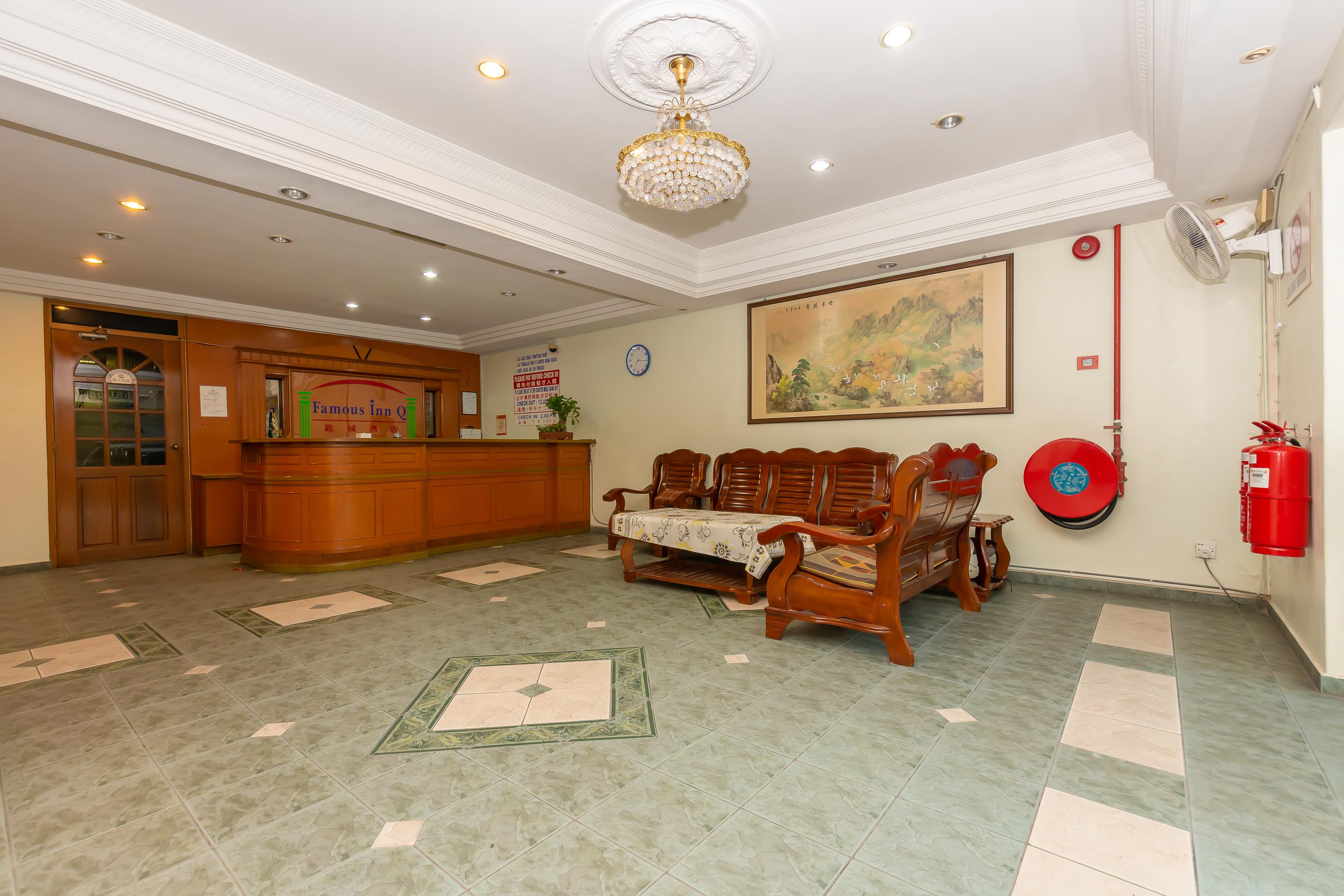 Oyo 764 Hotel Famous Inn Malakka Dış mekan fotoğraf